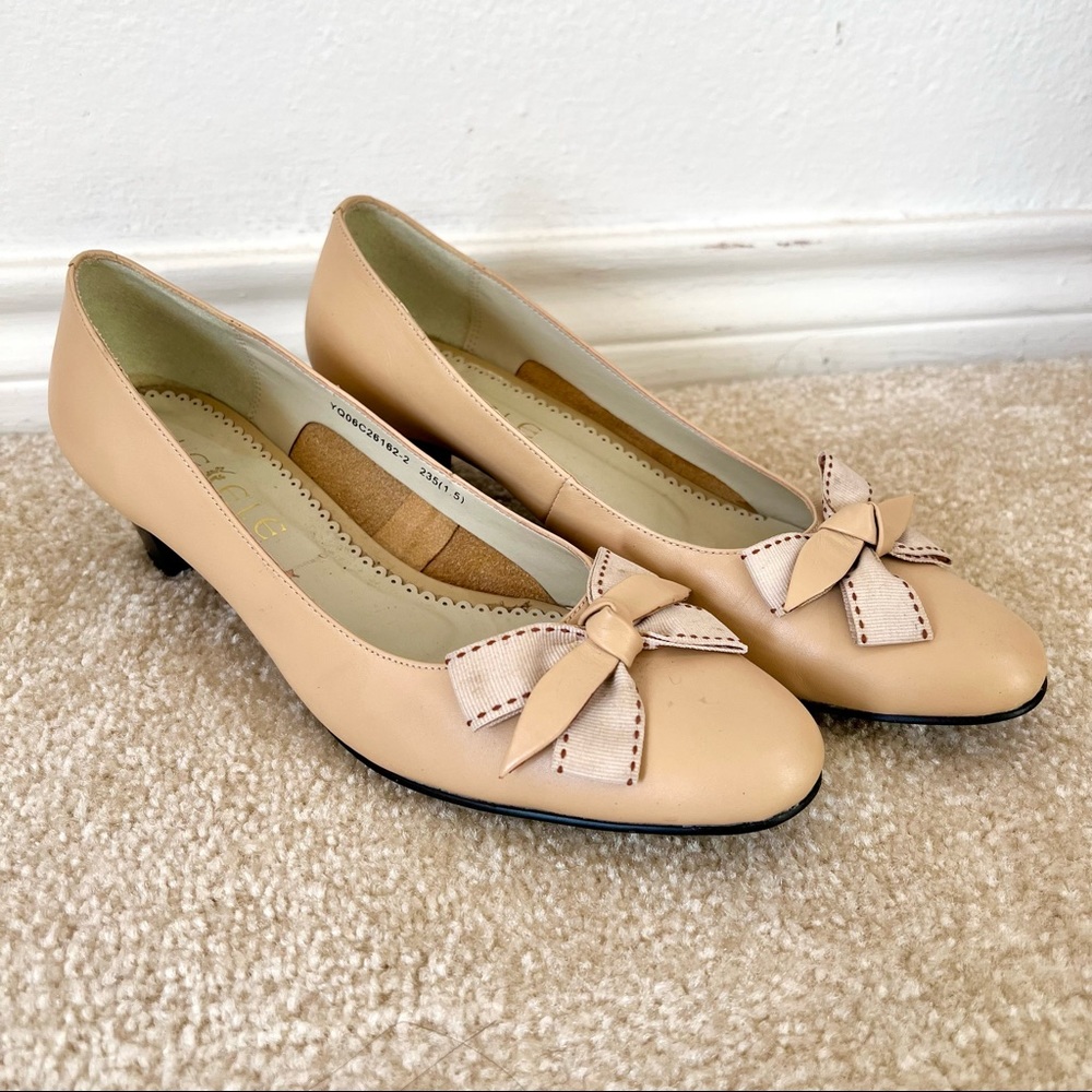 Beige Bow Pumps